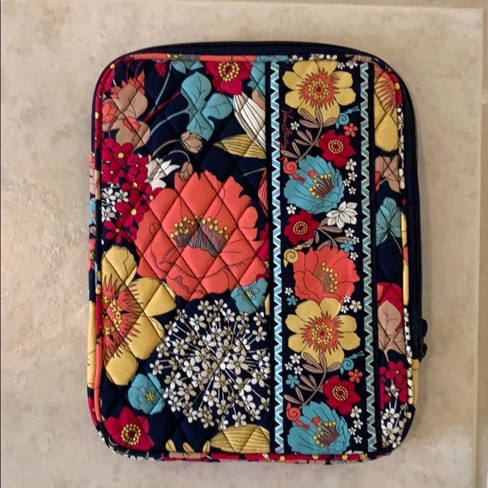 Vera Bradley IPad or Kindle travel case